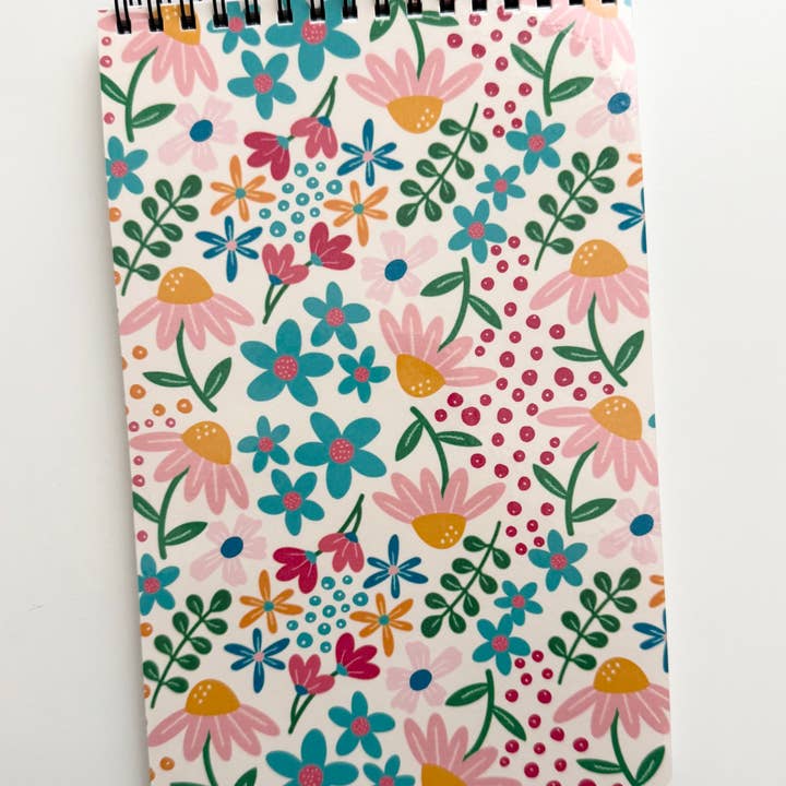 Flower Pops 5,5"x8,5" Topbundet Linjeret Notesbog for engroshandel hos AMW the studio