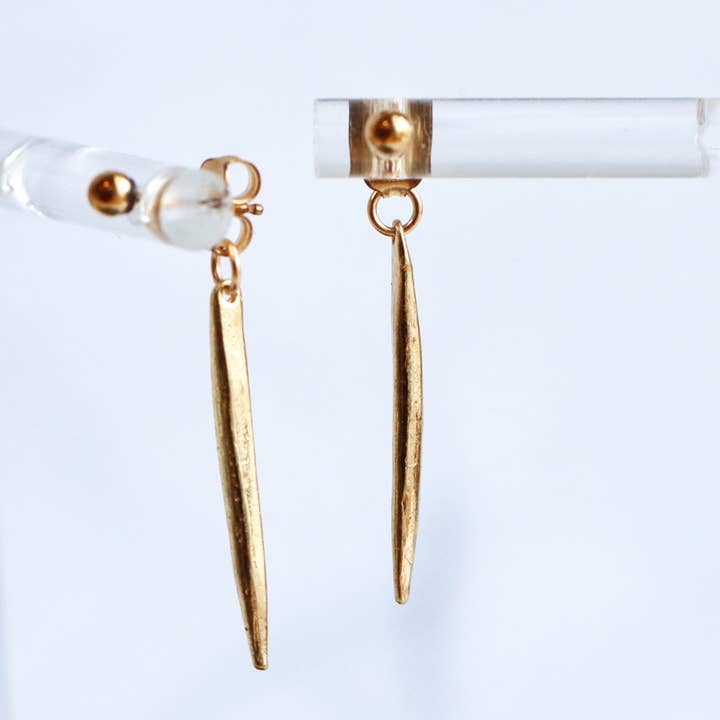 Boucles d'oreilles en or Thorn pour la vente par Vi Ling Designs