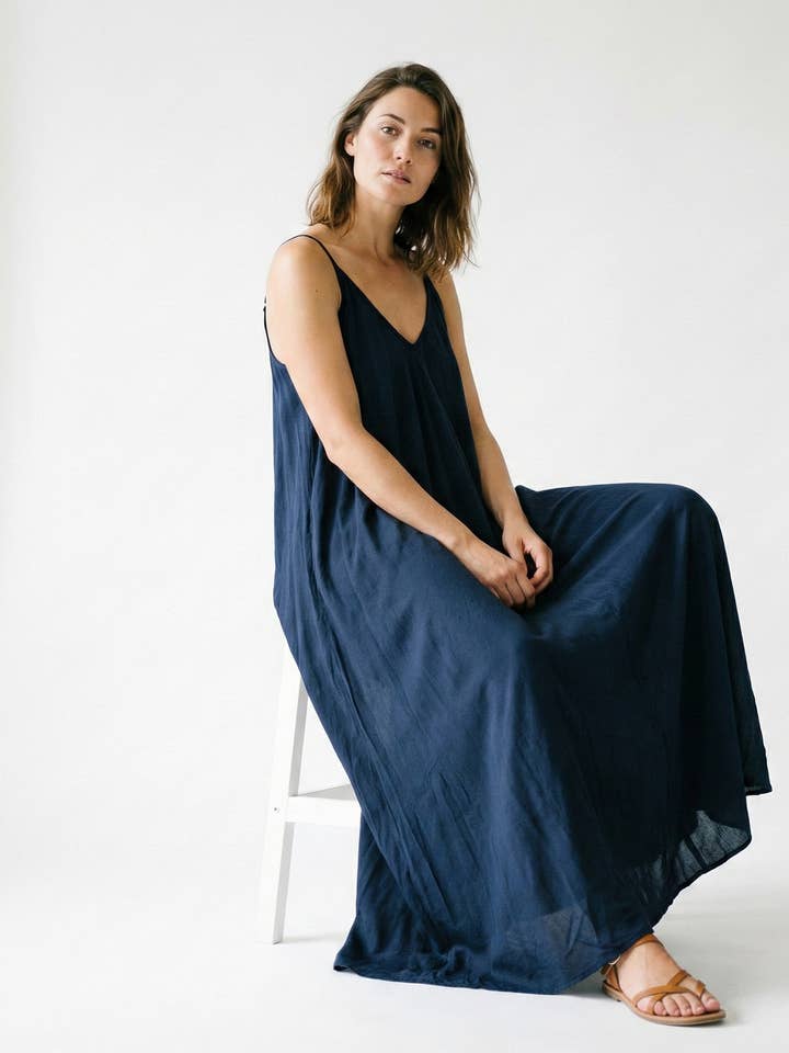 Simple Maxi Dress V-Neck Thin Straps 100% Viscose for wholesale by L'Emotion