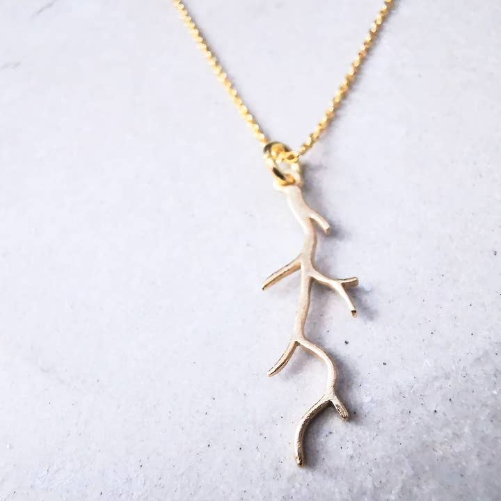 Sophellie Jewellery – wholesale Pendant/charm necklace – Gold Coral Pendant Necklace