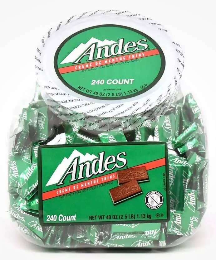 O'Shea's Candies Sweet Shop - Wholesale Chocolate - Nostalgic 1950 Andes Crème De Menthe 🍃 240 CT Counter Tub2
