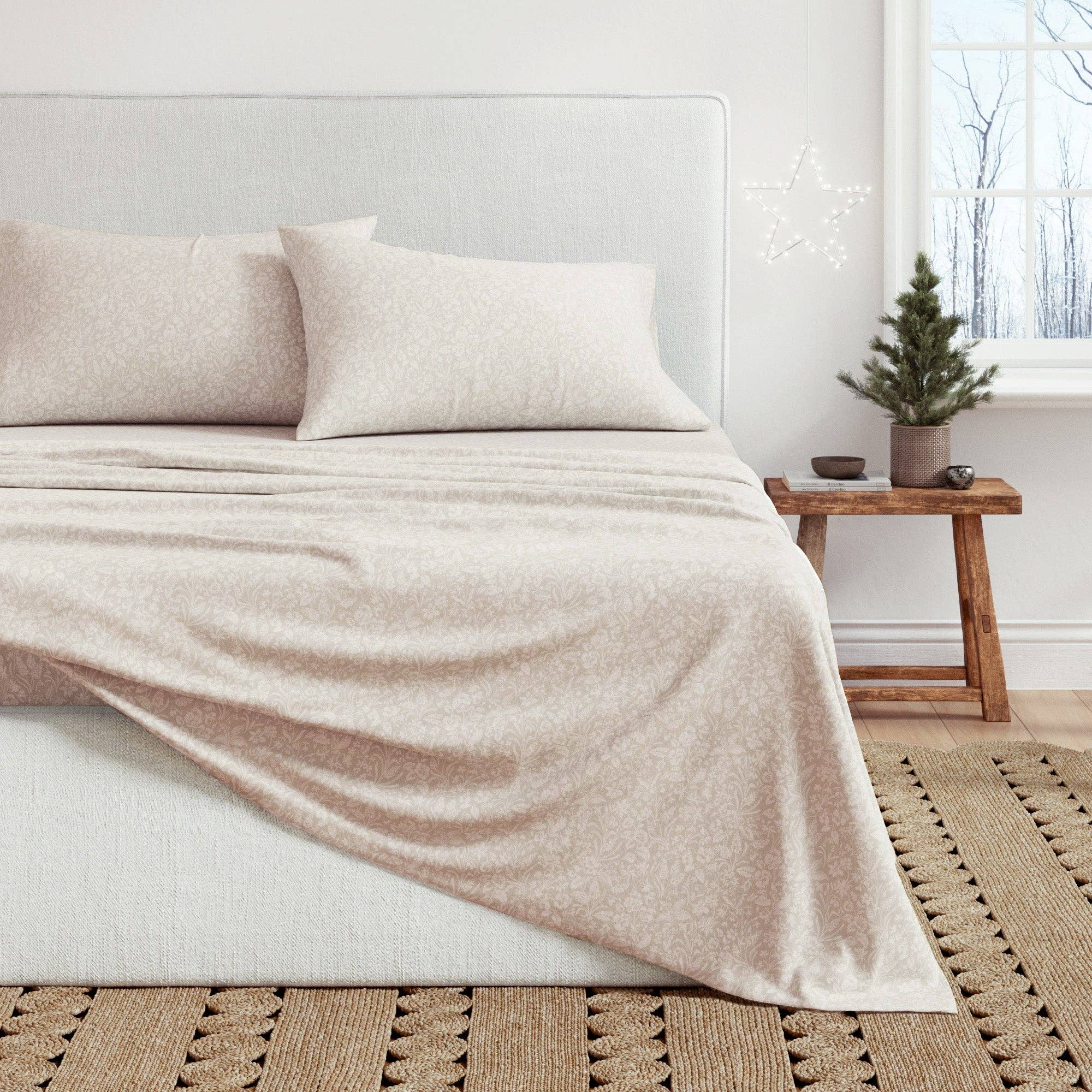 BH Collective - Wholesale Sheet Set - Flannel Sheets - 100% Turkish Cotton - Winter Floral32