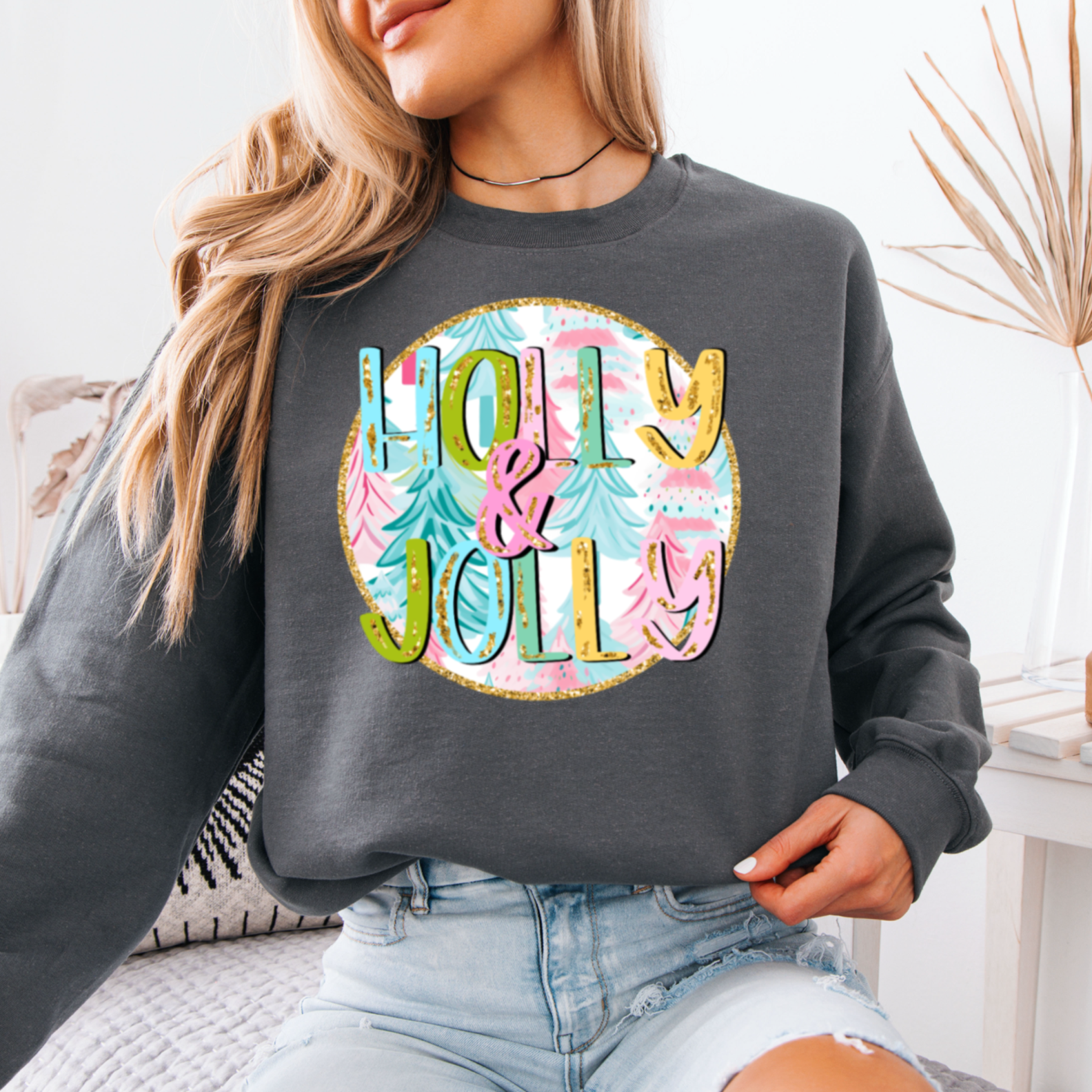 Shoppe SHC – wholesale Graphic sweatshirt – Women’s – Holly And Jolly Christmas Graphic Sweatshirt Women’s9