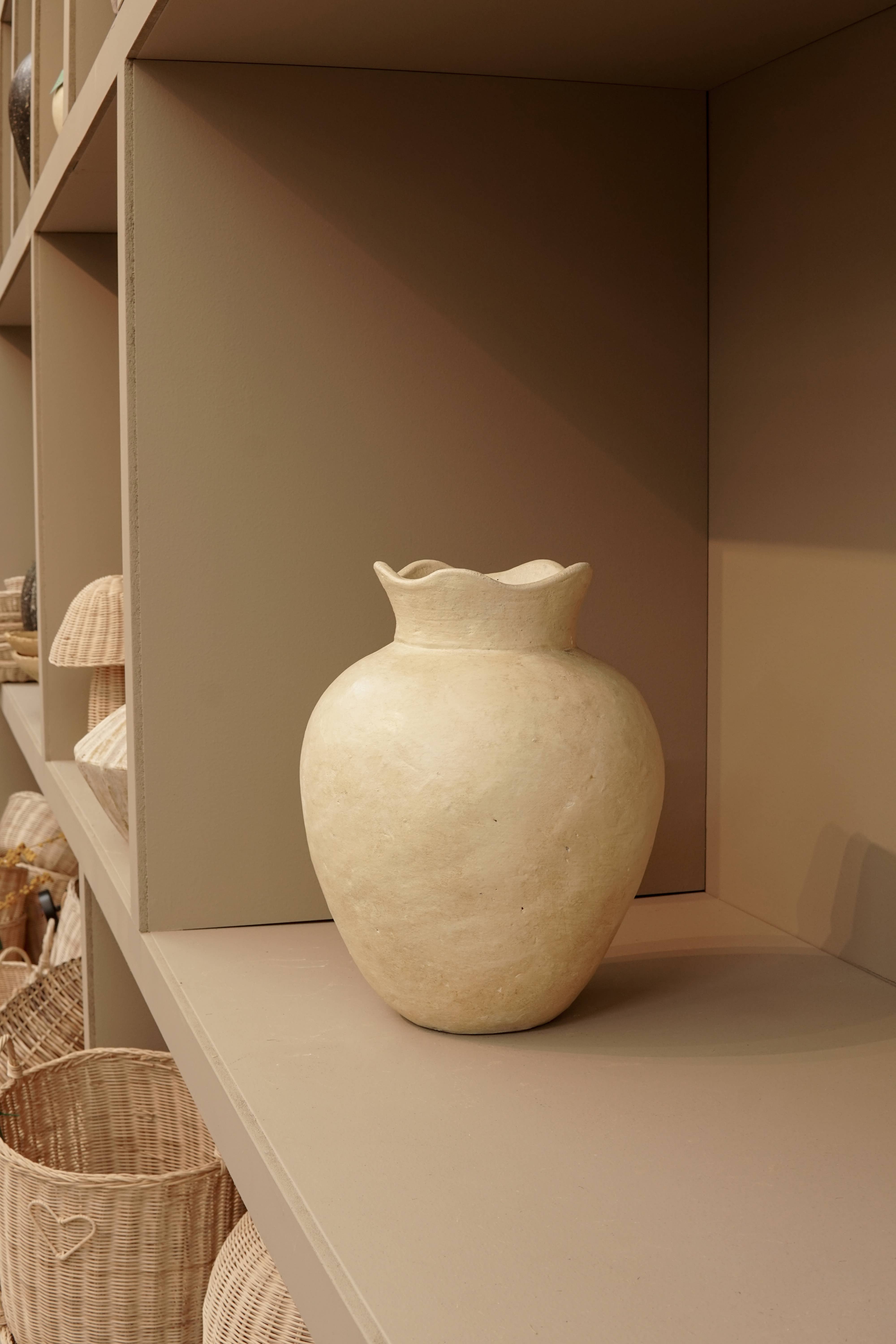 Sisi, house of style BV - Vente Vases - Vase en terre cuite Mara1