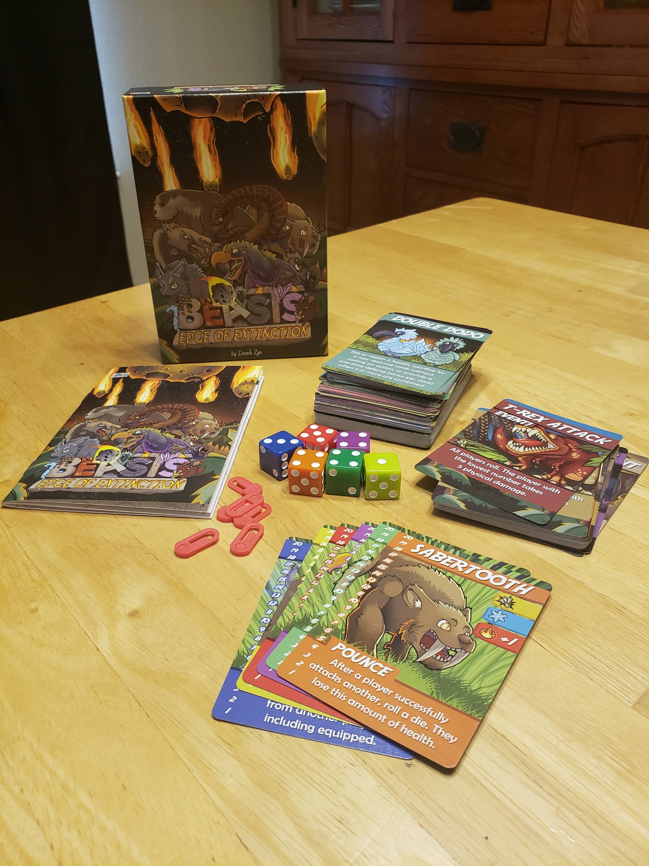 Riftway Games - Wholesale Board Game - Beasts: Edge of Extinction1