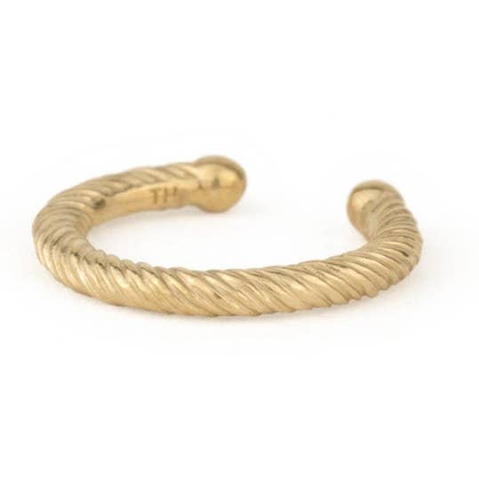 Banyan Øre Cuff — Minimalistisk Tekstureret Massivt Guld for engroshandel hos Aiden Jae