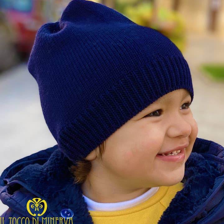 Flickhatt ren ull Masha Blå gul - Handgjord för wholesale av Il Tocco di Minerva