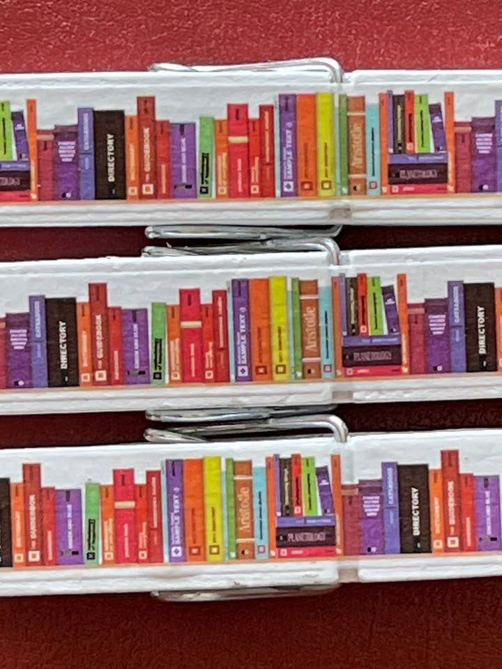 Biblioteksbøger Lærebøger Chips Snackklemmer #2 for engroshandel hos NanCBeeCreations