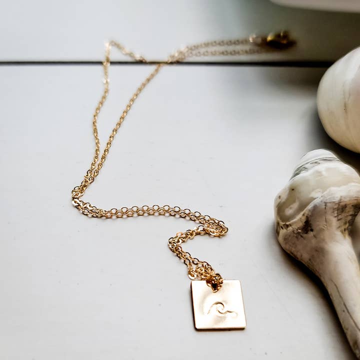 Colar Quadrado Ocean Waves 10mm por atacado de GiGisPetals