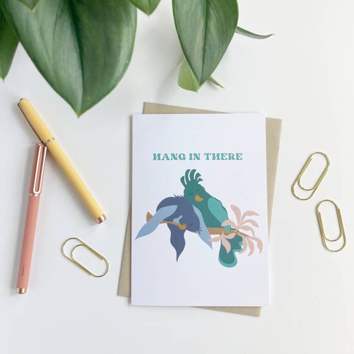 Carte Hang In There pour la vente par Of The Flora