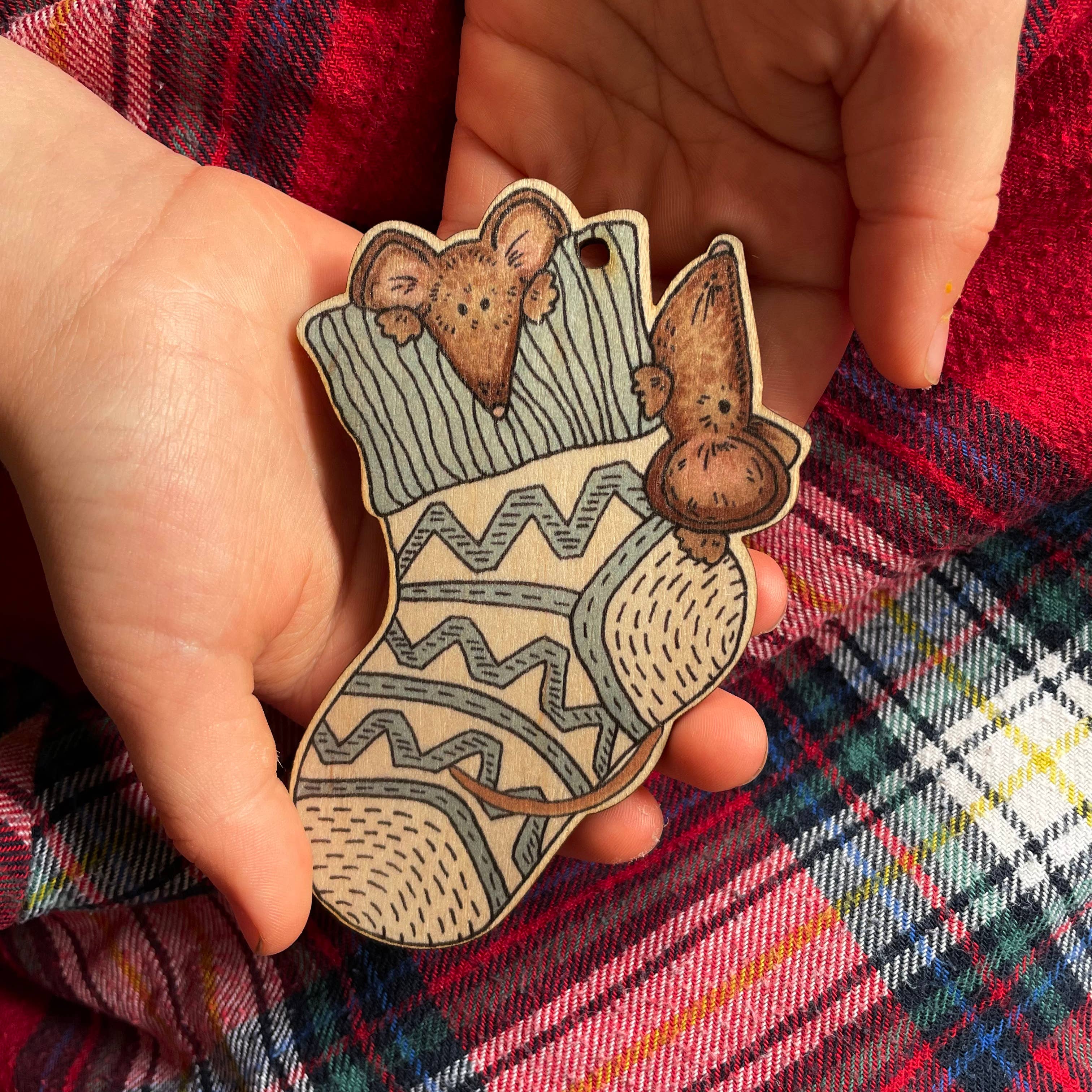 Fearless Flamingo – wholesale Ornament – Mice in a Stocking wooden Christmas tree decoration | Eco