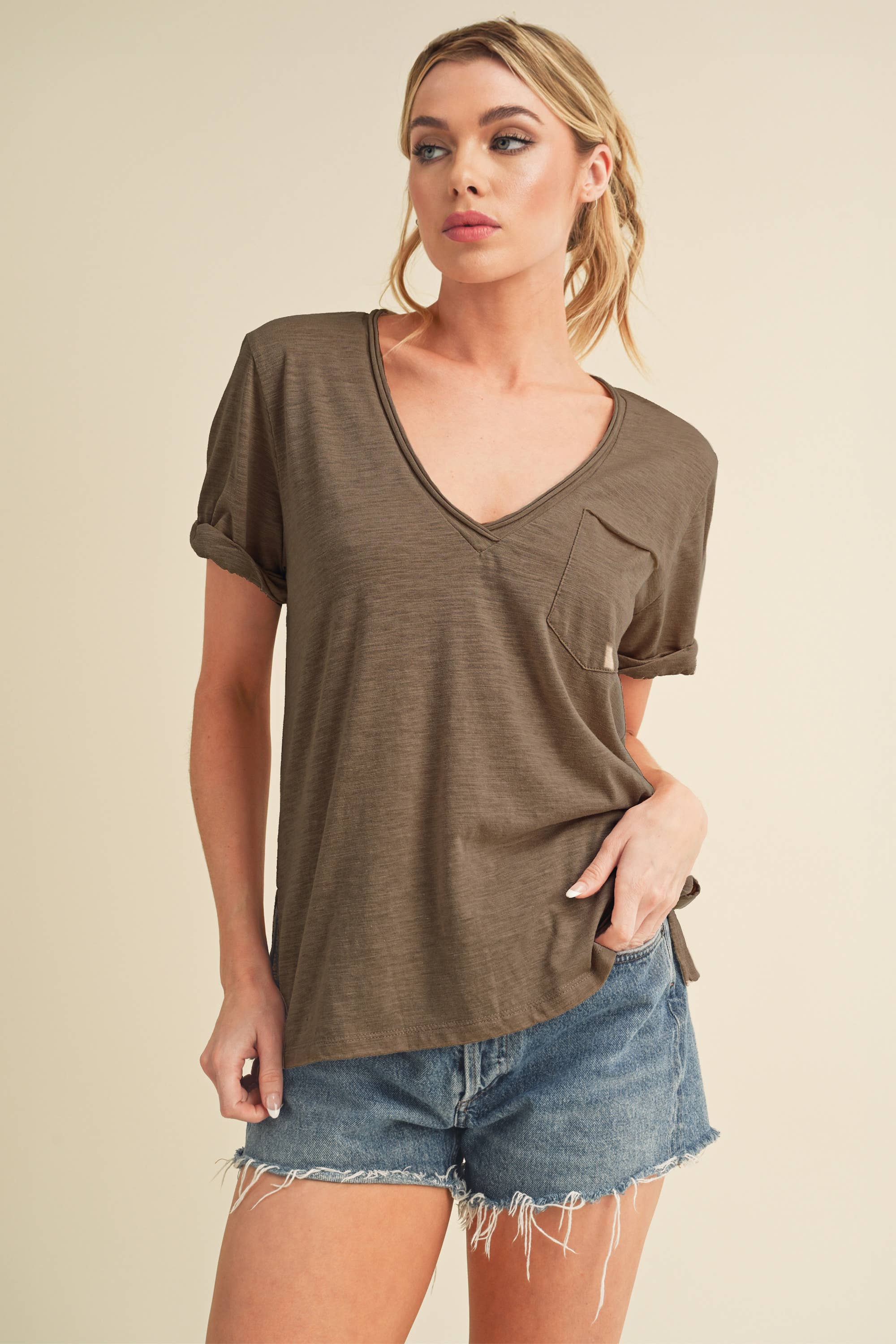 AEMI + CO - Wholesale T-Shirt - Women's - 8286DK Zoie V-Neck Short Sleeve Top12