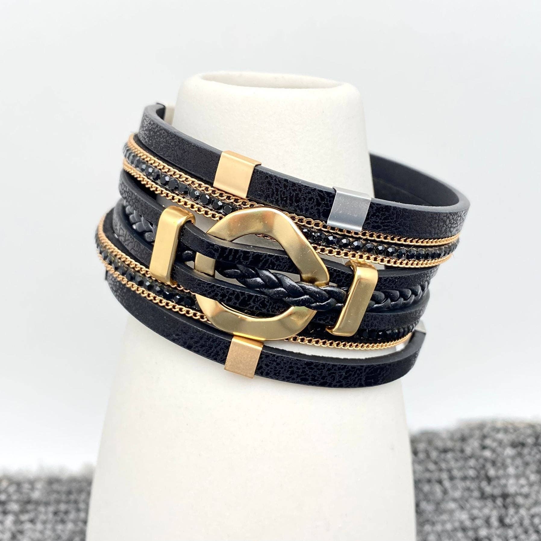 Mio Queena - Wholesale Bangle Bracelet - LB - Circle Charm Multi-Layer Rhinestone & Leather Bracelet6