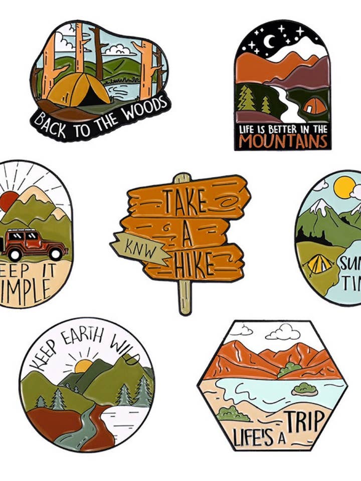 Épinglettes Outdoor Adventure pour la vente par Magia Design