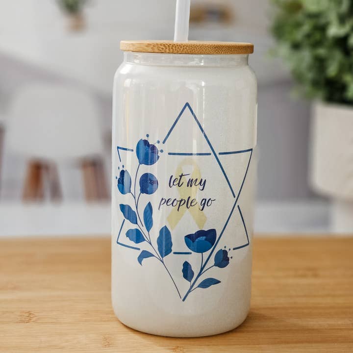 Lad Mit Folk Gå Gul Bånd Printet Glas Dåsekrus for engroshandel hos Salt Sparkle Shalom