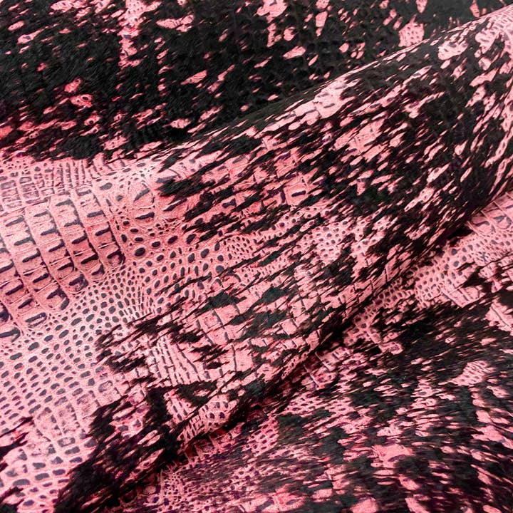 Western Linens - Vente Tapis - Cuir gaufré - demi-peau de 20 pieds carrés4