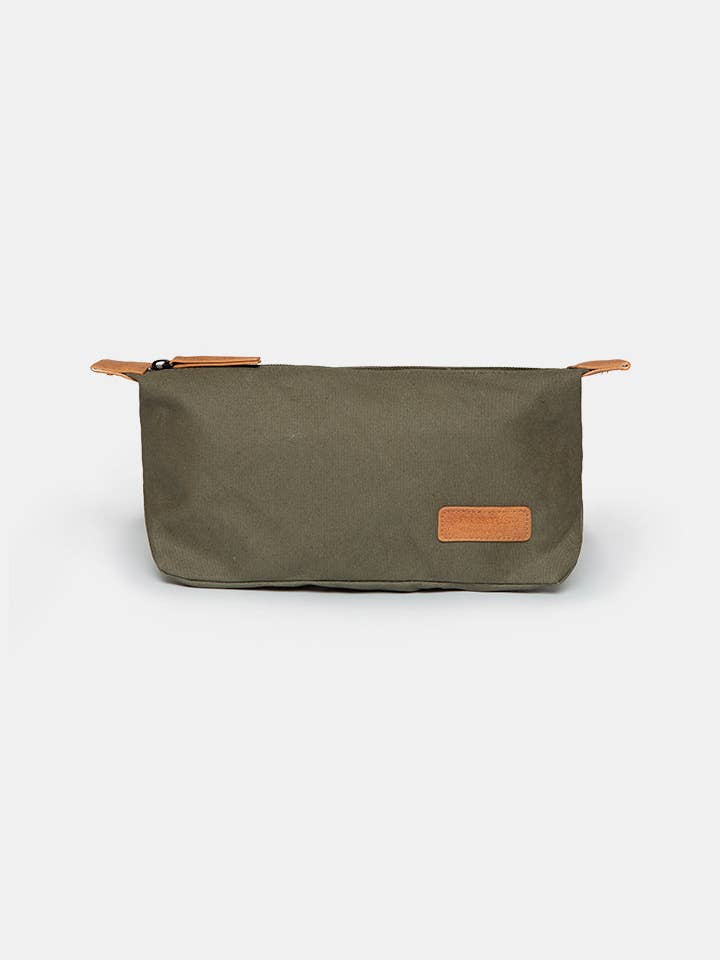 Kit da viaggio militare verde per la vendita all'ingrosso da parte di Pilatus Brand