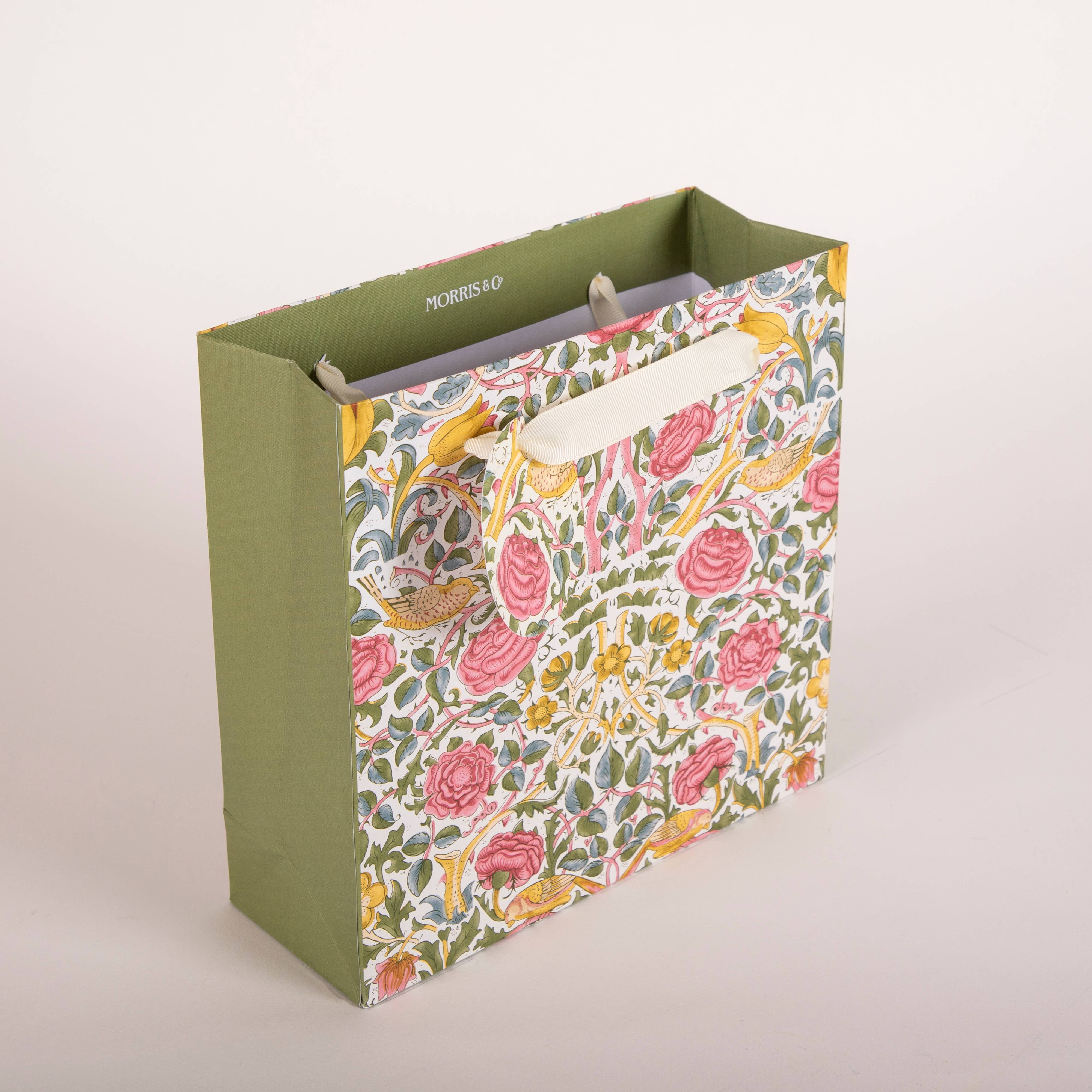 Penny Kennedy Ltd – wholesale Gift bag – William Morris Rose Spring Green Medium Gift Bag0