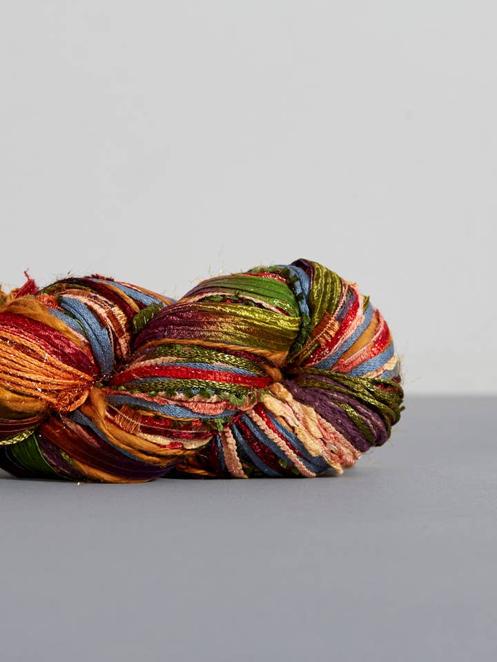 Alp Premier | 408 pour la vente par Urth Yarns