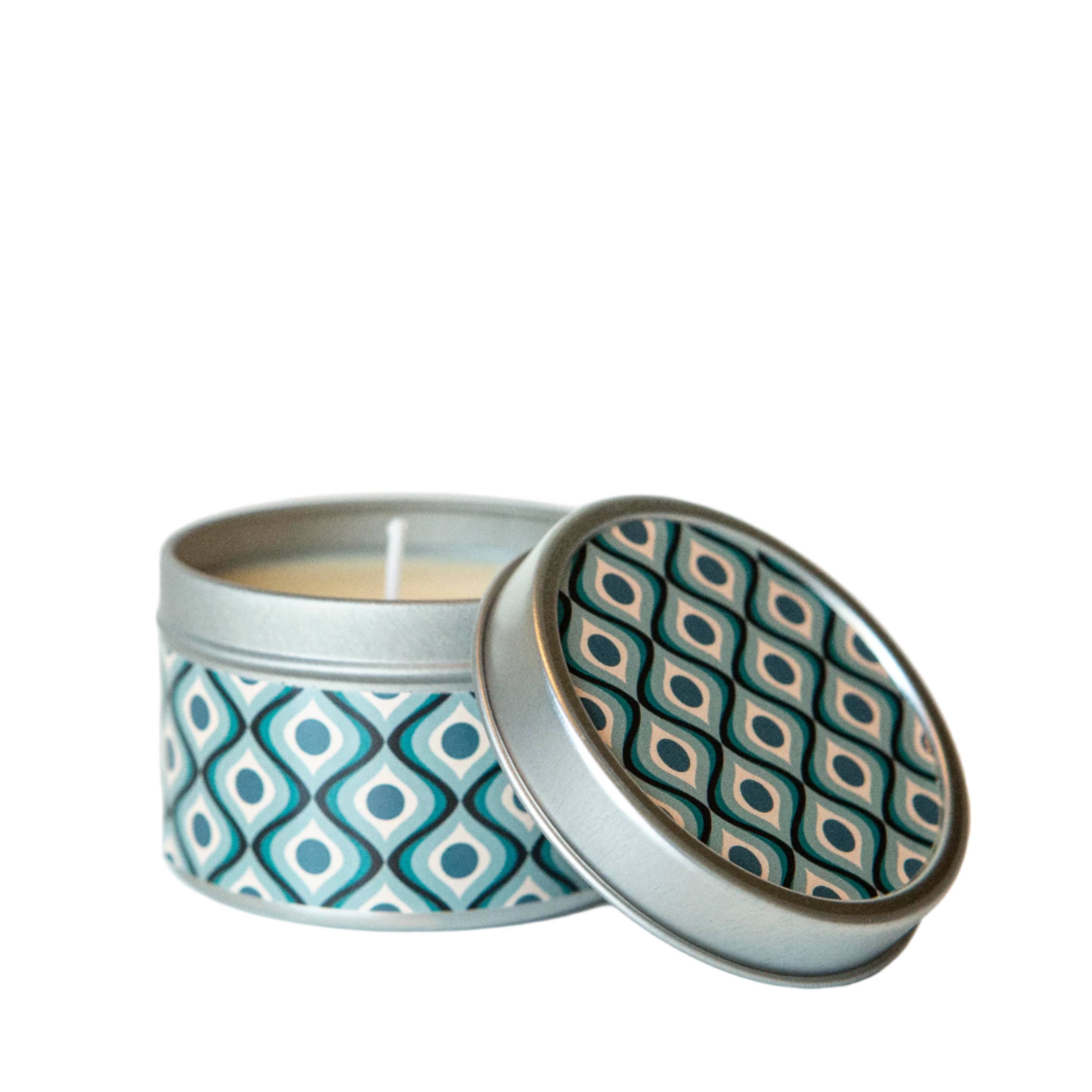 Mod Lounge Paper Company – Engroshandel Rejsestearinlys – Blå cirkel i bølger Moderne rejselys fra midten af århundredet1