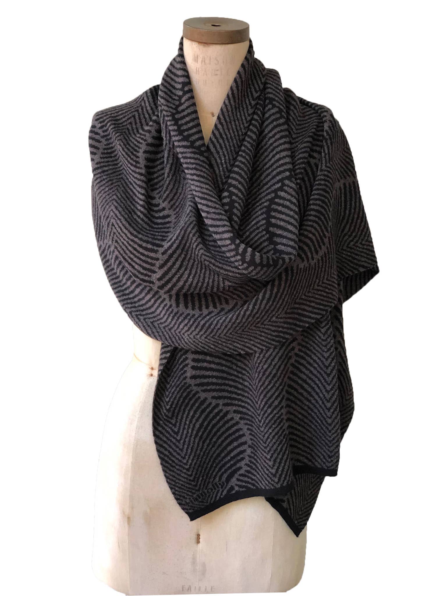 Liamolly – wholesale Scarf – Women's – Forest Fern Wrap6