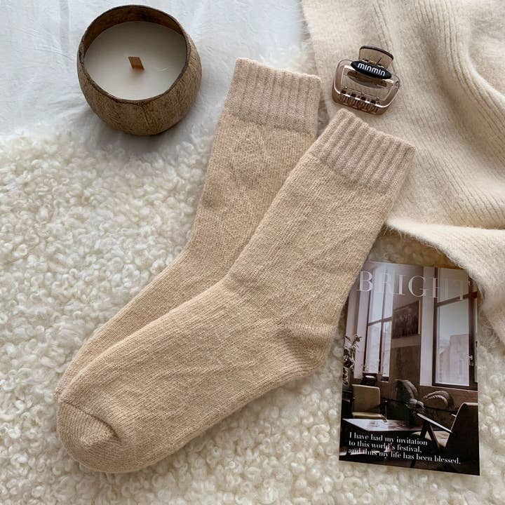 ACCITY - Wholesale Socks - Women's - Diamond Knit Socks Women Retro Warm Winter_CWMS028723