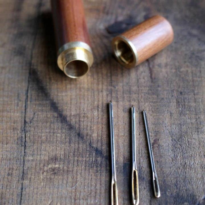 NNK Press - Wholesale Knitting/Crochet Supplies - Wooden Needle Case (Set of 7)4