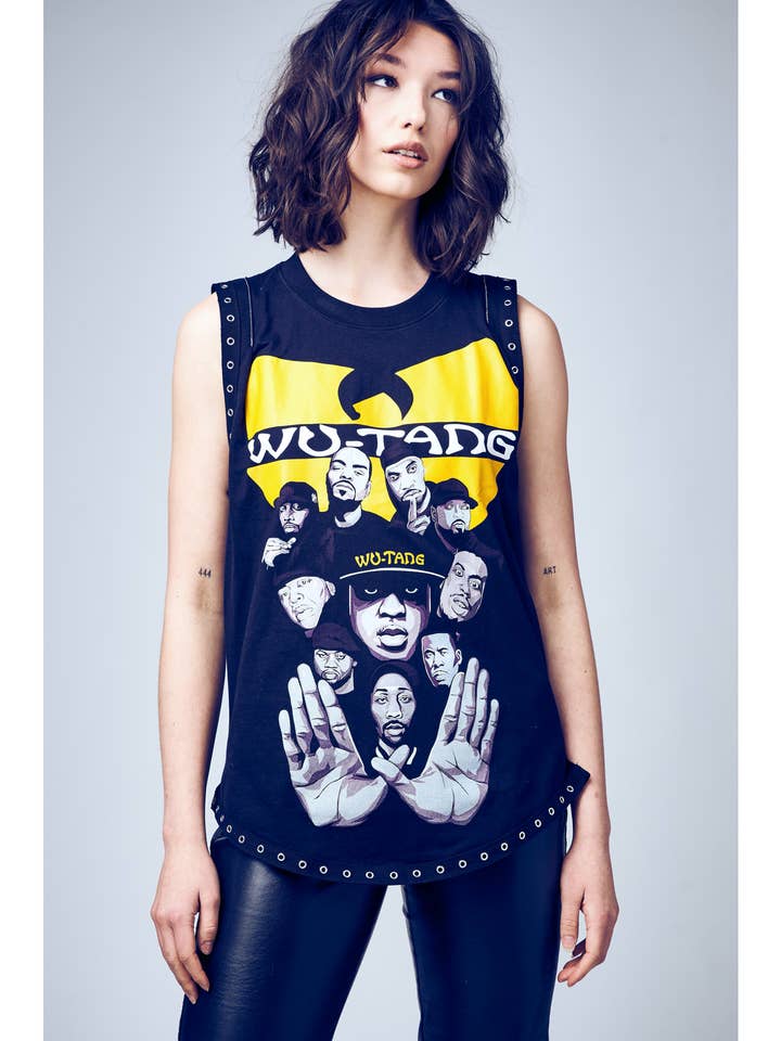 WT016-WUT001 | The Score | Haut musclé retravaillé (noir) pour la vente par Original Copy