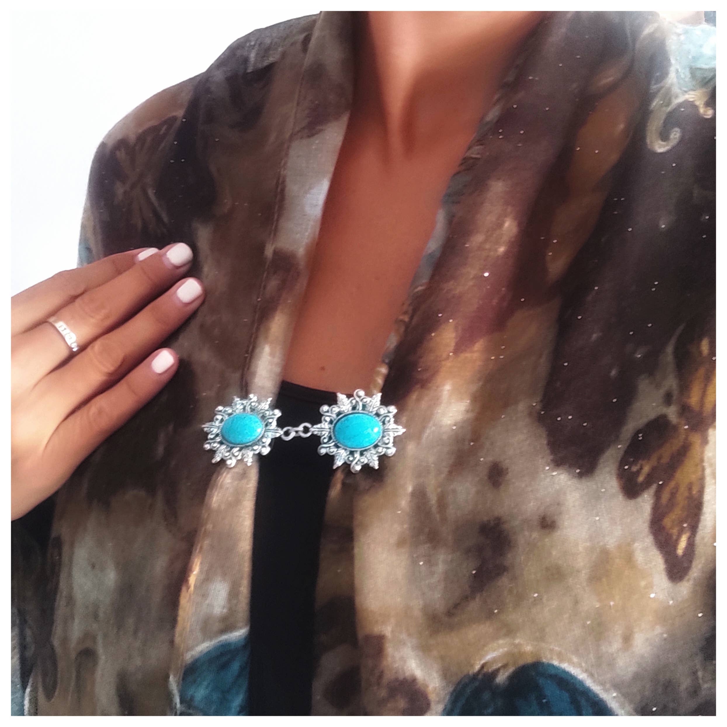 Cristina SJ creative shop - Wholesale Broche - Camee-speld met turquoise en zwarte steen voor sjaals en vesten2