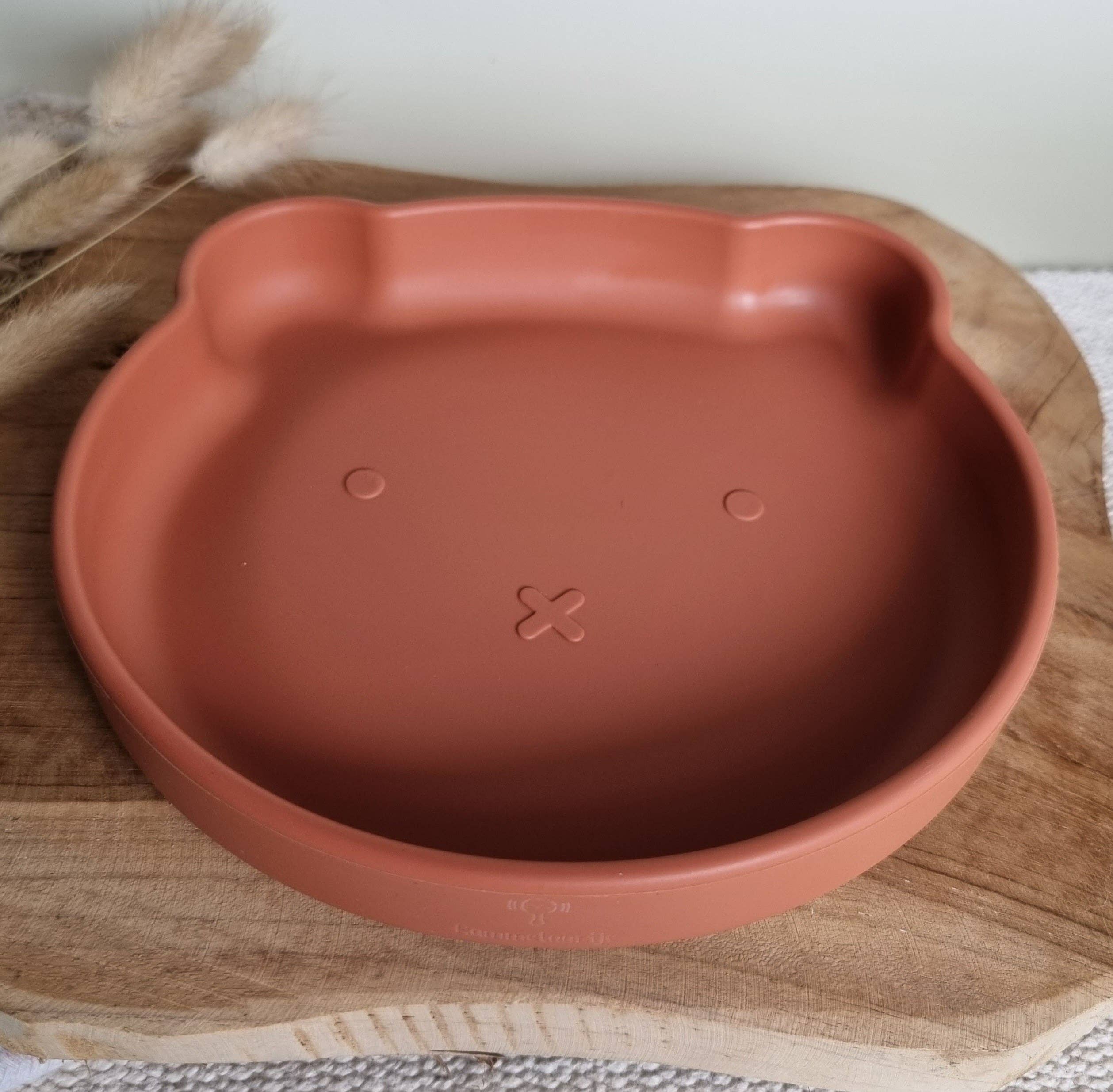 Rammelaartje - Wholesale Dinner Plate - Kids & Baby - Silicone Bear Plate - Rust1