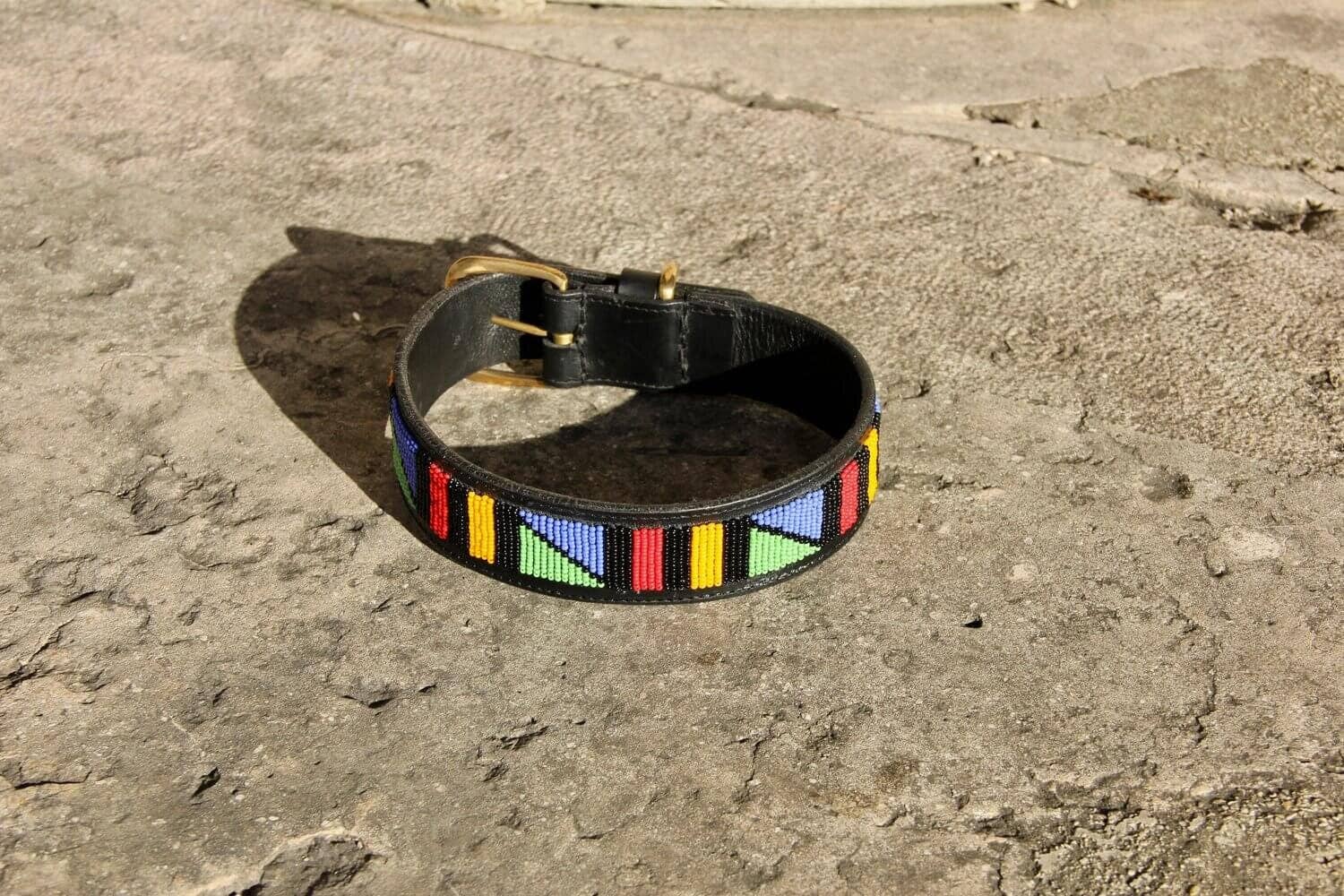 Dachshund Couture - Vente Collier – chien - Collier pour chien africain Monaco1