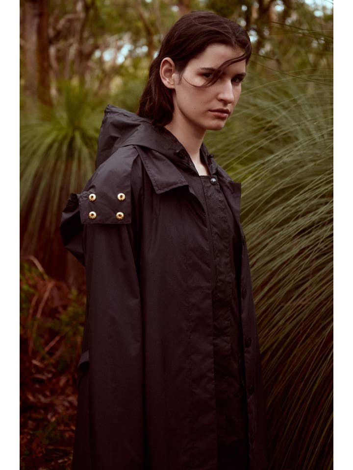 PAQME - Wholesale Raincoat – Women's - WOMENS 'TRENCH' RECYCLED RAINCOAT - BLACK9