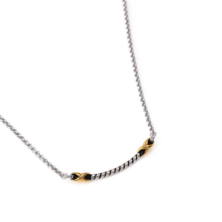 Colar Aço com detalhe em dourado GKN231228014 por atacado de Shebiju