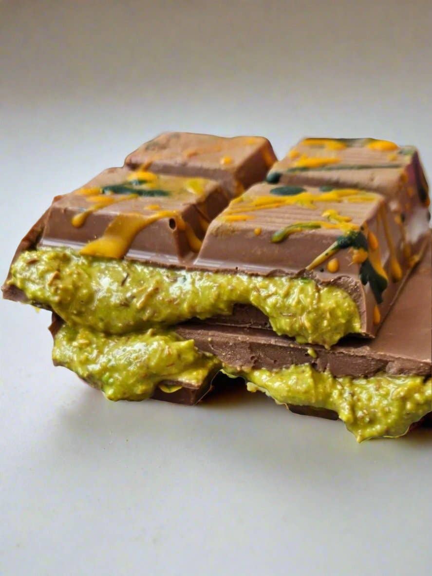 Aladdin - Wholesale Chocolate - Dubai Chocolate Assortment - Exquisite Taste & Visual Appeal0