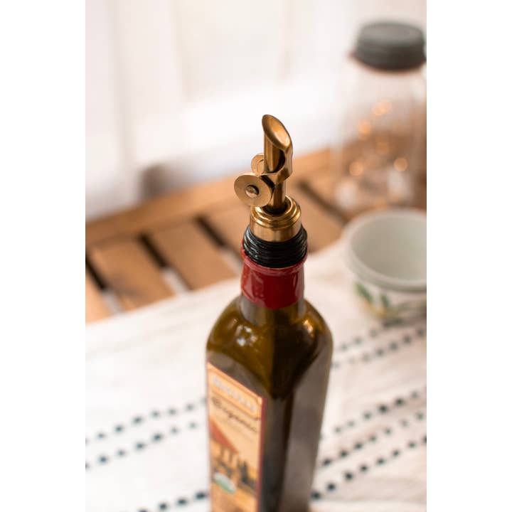 Zefiro - Wholesale Oil/Vinegar Dispenser - Self Closing Pour Spout - Gold 4