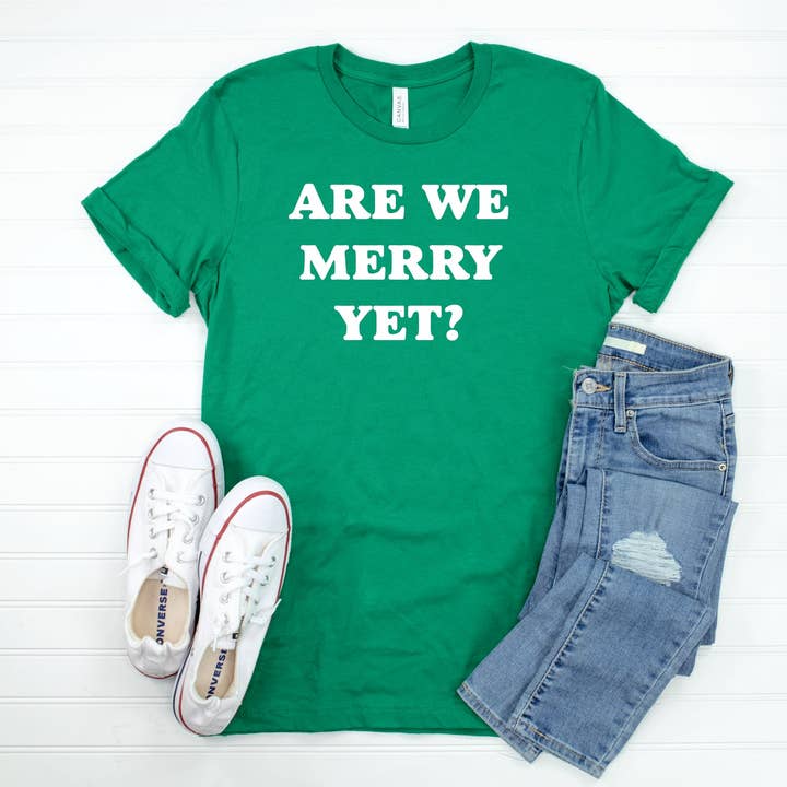 Camiseta Are We Merry Yet para venta al por mayor de Peach Closet