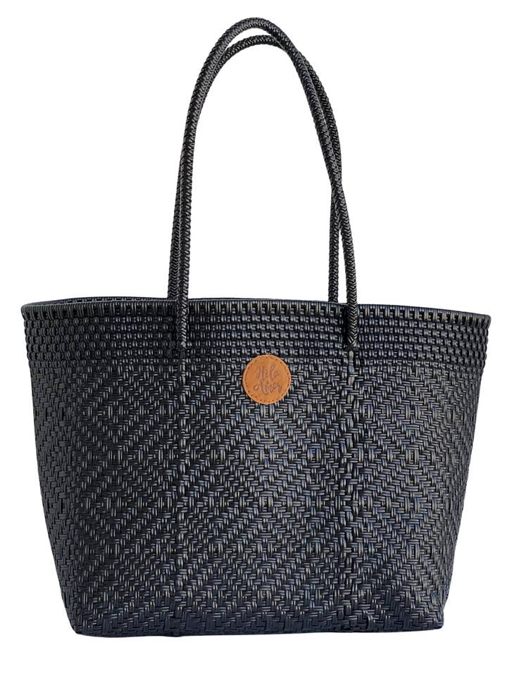 Oscura XL Handwoven Tote for wholesale by Hilo de Amor LLC
