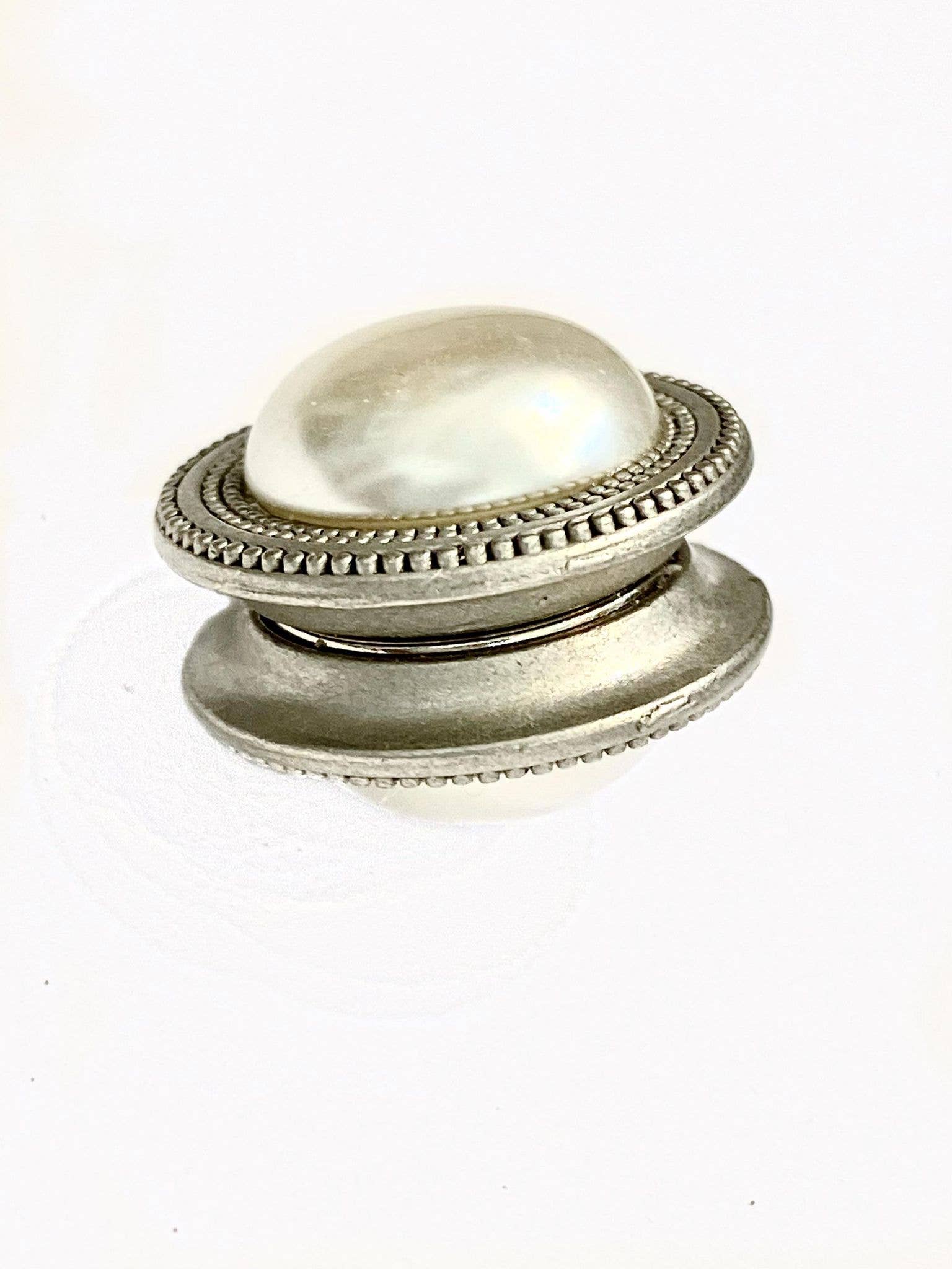 MagneButton - Wholesale Lapel Pin/Button - Pearl Cream Low Dome Magnet Button Pin Set1