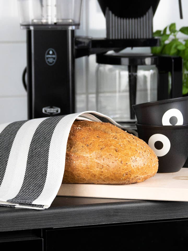 Küchentuch „Boarp“ in Zusammenarbeit mit Vävaren in Båstad für den Großhandel von Rotordesign AB