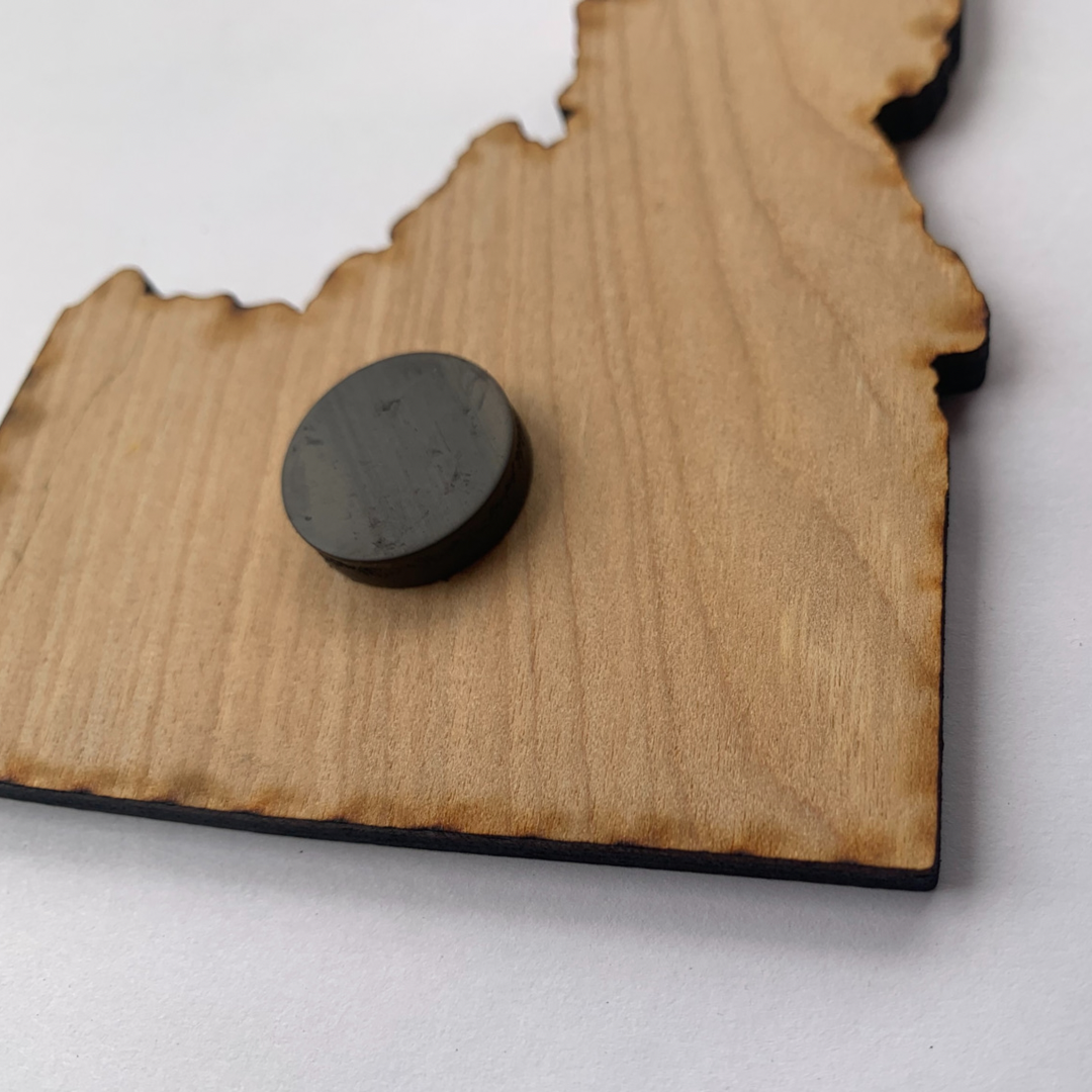 The HNB House – Íman por atacado – Ímã “Home” de madeira clara crua do estado de Idaho1