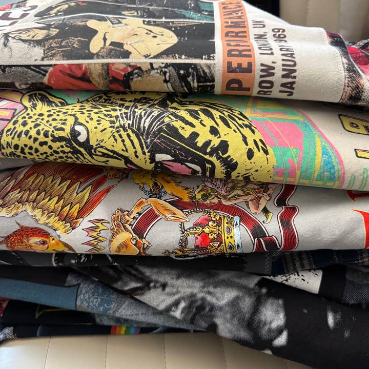 Flanelle avec tee-shirts recyclés au dos pour la vente par Hudson Made