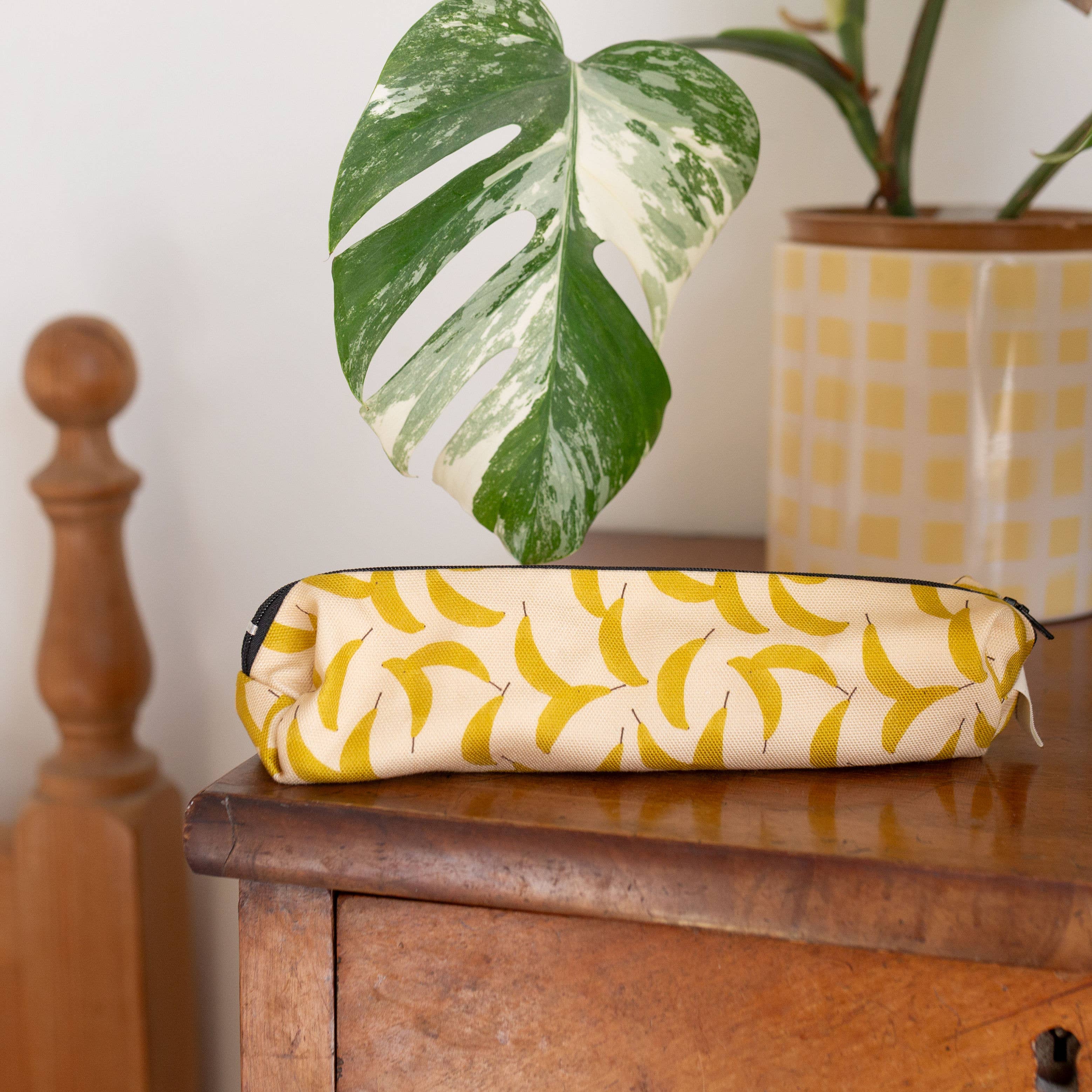 Plewsy – wholesale Pencil case/pouch – Banana Pencil Case2