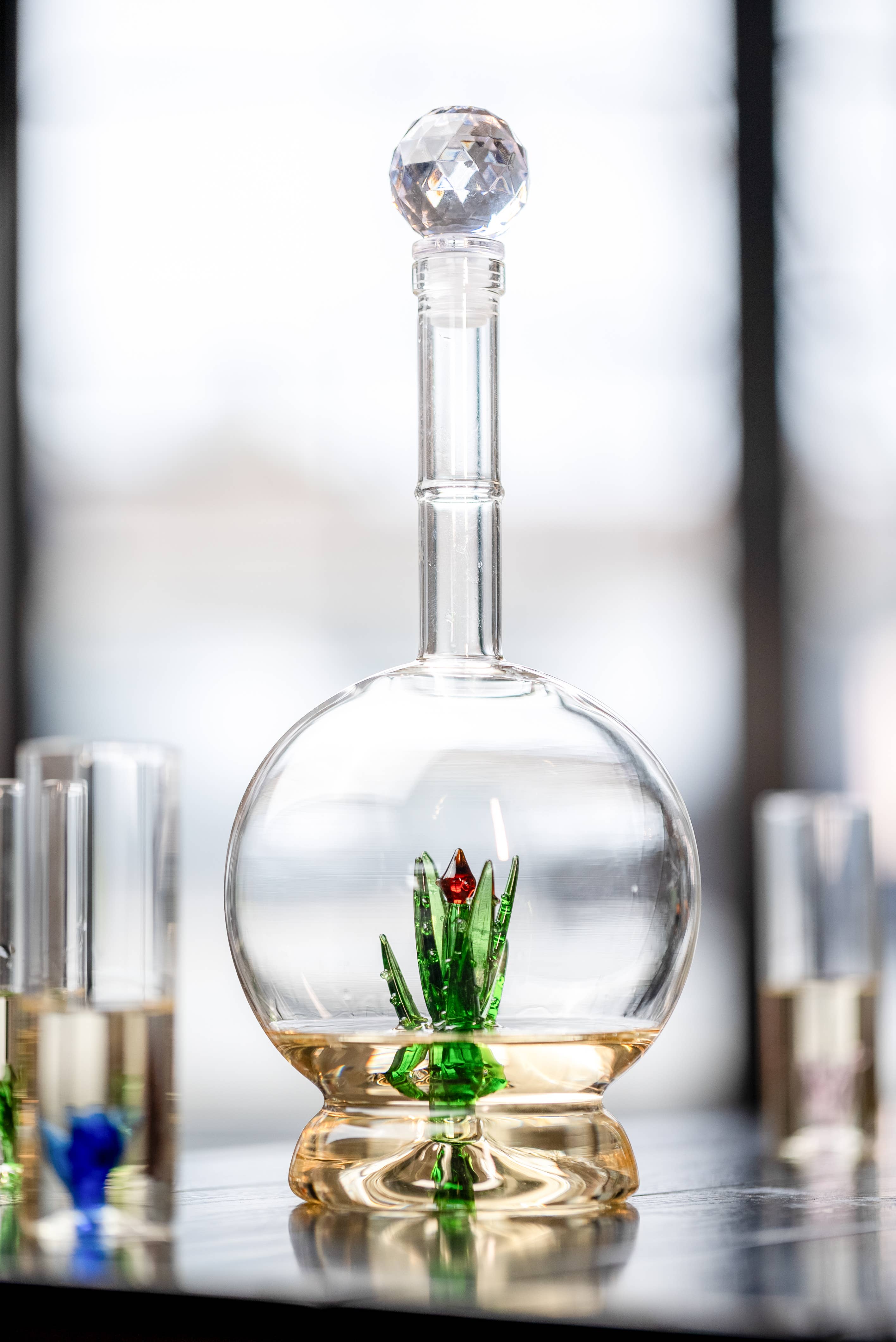 The Wine Savant /  Khen Glassware - Wholesale Decanter - Tequila Aloe Decanter With Agave Plant & 4 Shot Glasses Set6