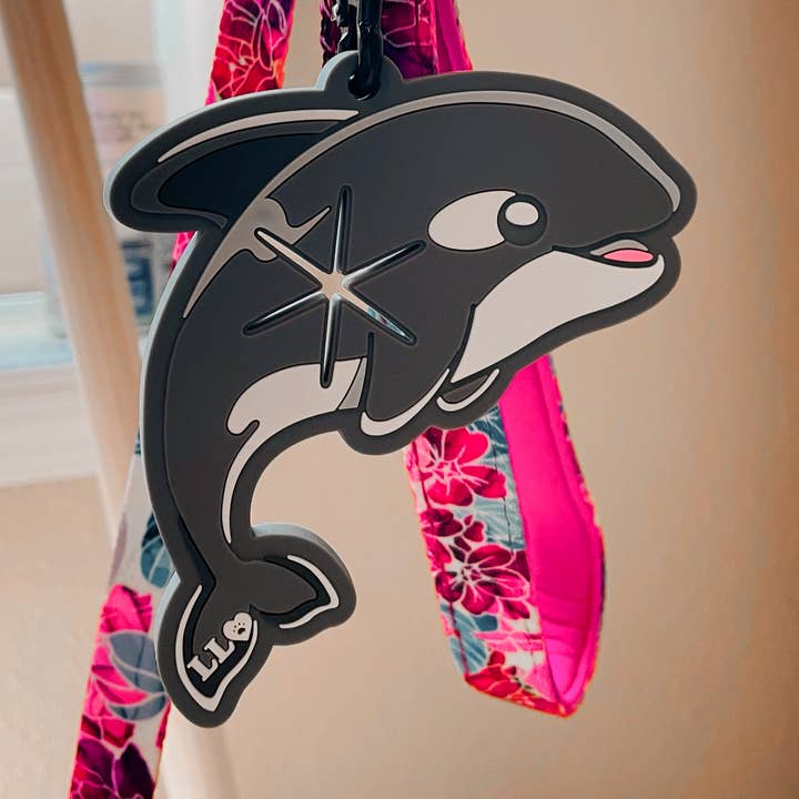 PooBagpal « Whale-y Cute » pour la vente par Luna & Lady Design Co.