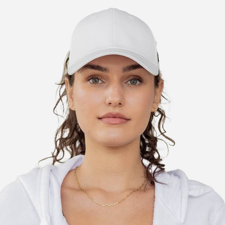 Ponyback - Wholesale Ponytail Cap - Women's - Ponyback Adventure Fit44