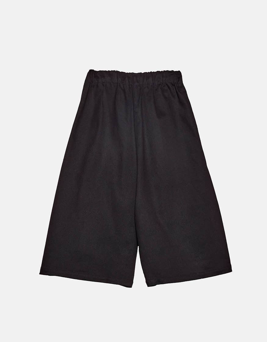 Cèucle - Wholesale Shorts - Women's - LONG SHORTS CHAPTER 2 _ BLACK3