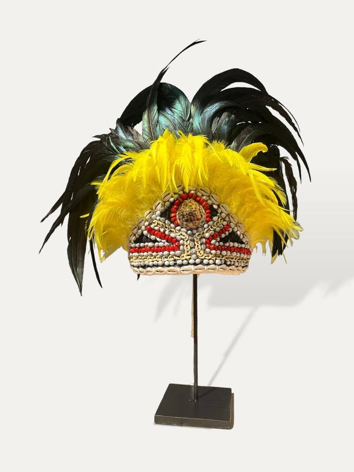 Copricapo balinese su base - Newaya per la vendita all'ingrosso da parte di Cokoha