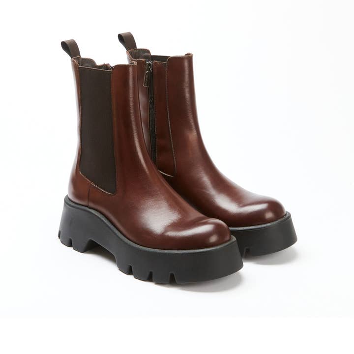 Frank Daniel - Wholesale Chelsea Boots - Women's - Mahogany color Chelsea boots for women. Made in Italy