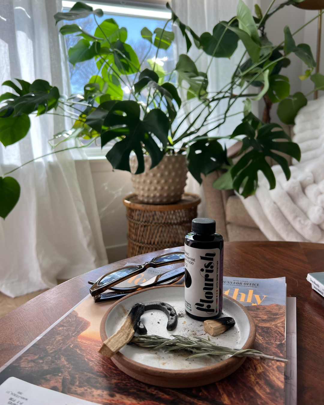 Flourish Plant - Wholesale Fertilizer - All-Purpose Organic Plant Food, Liquid Fertilizer 1.7oz9