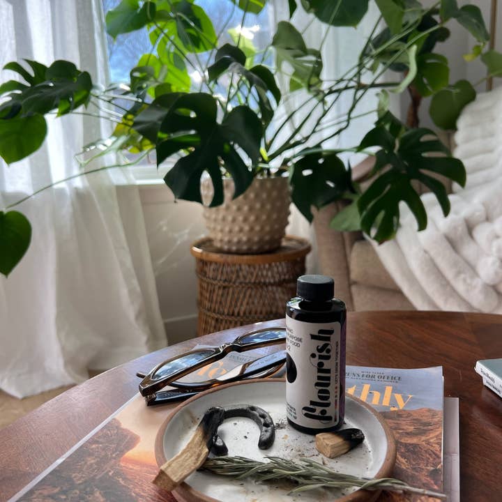 Flourish Plant - Wholesale Fertilizer - All-Purpose Organic Plant Food, Liquid Fertilizer 1.7oz9